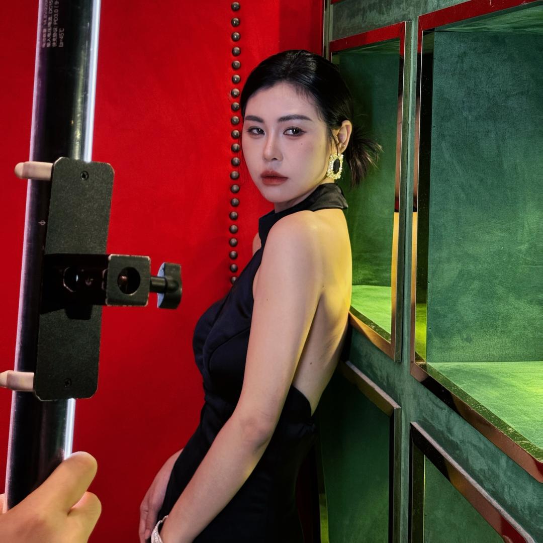 Miss 吴