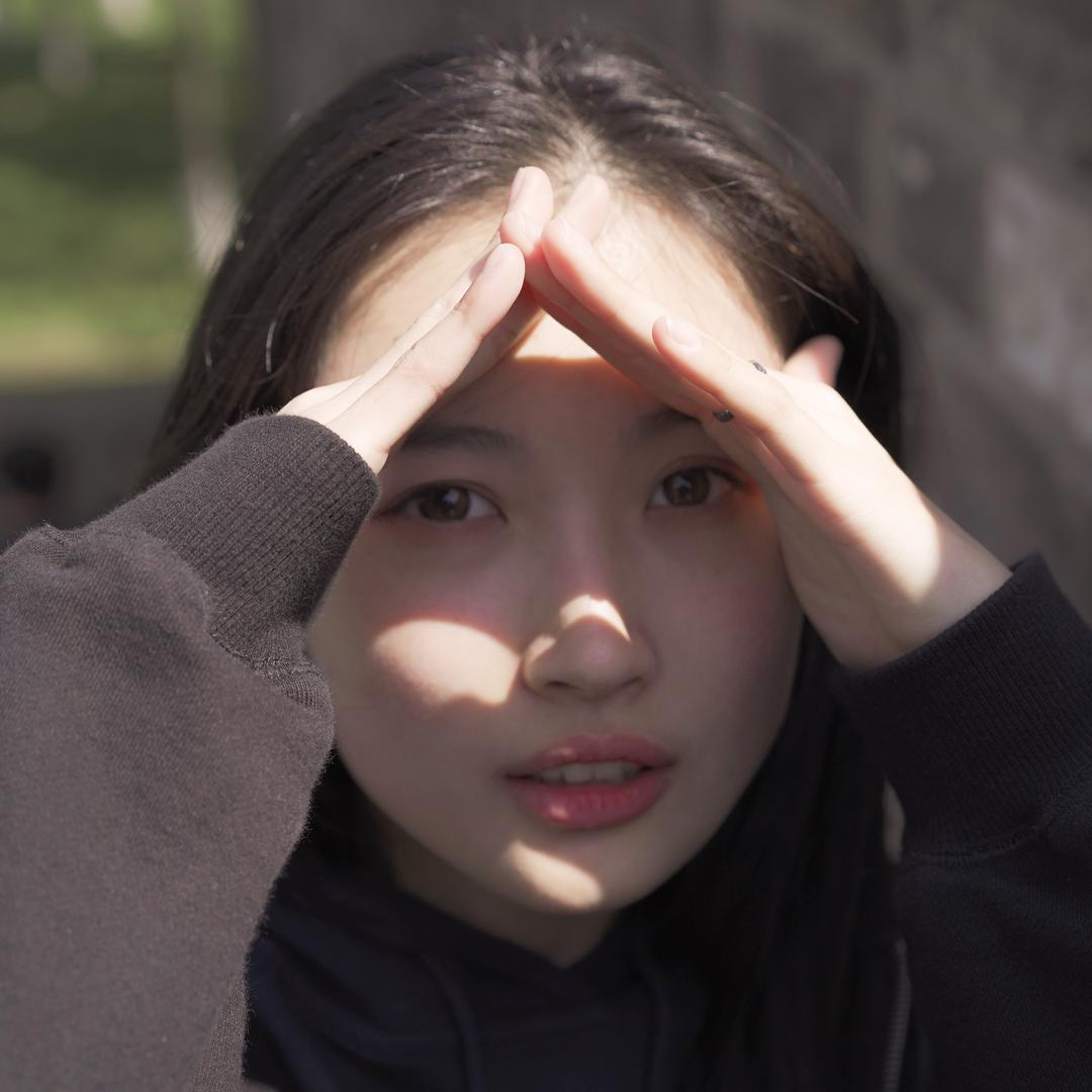 希希子