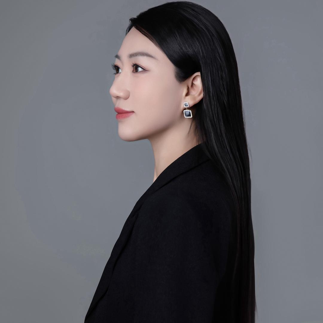 洛清颜.主理人云子