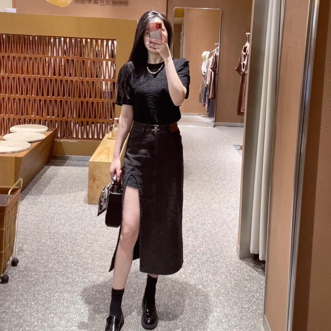 @大雯.