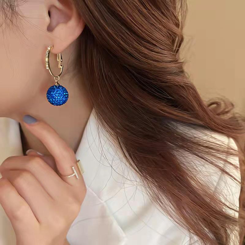 YL燕妮高端饰品