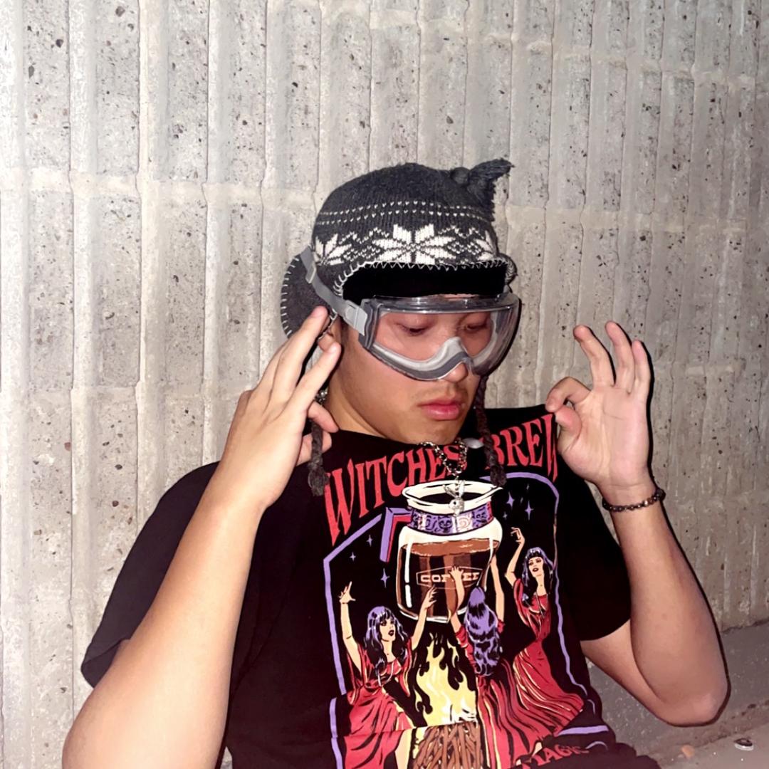 不用蜡笔的小新