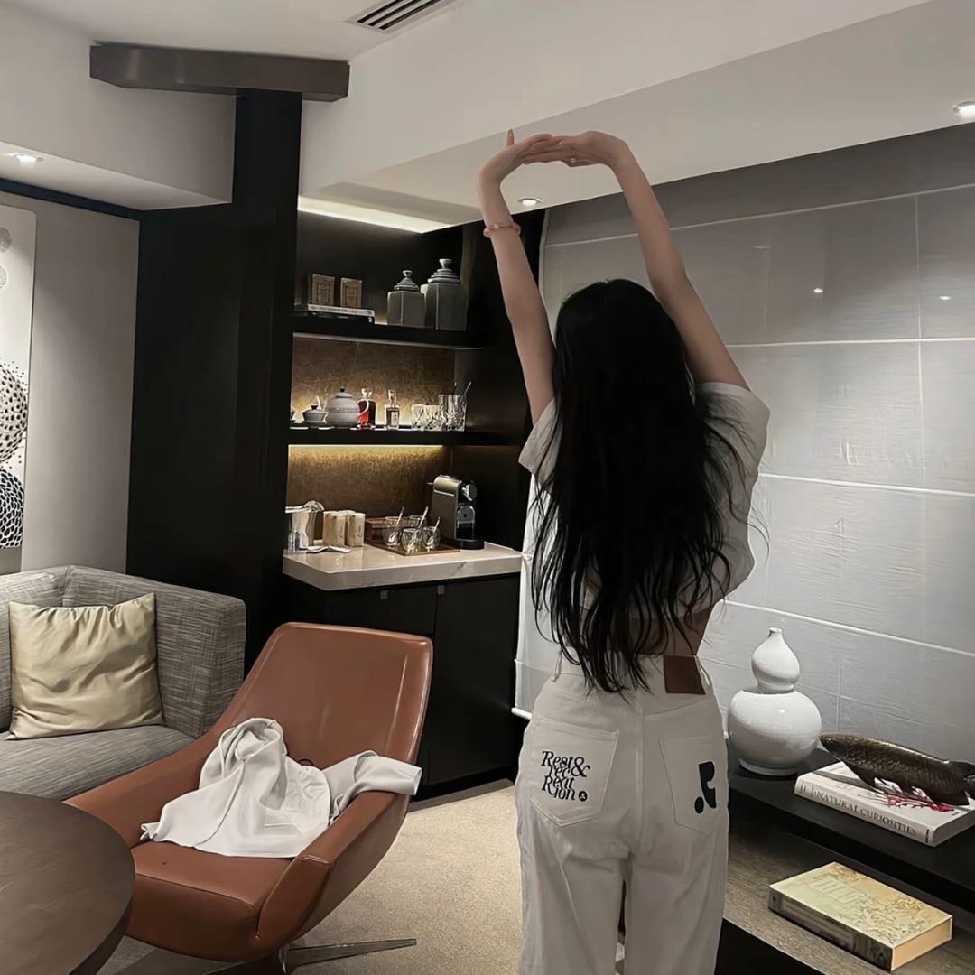 ᥫᩣ༠.