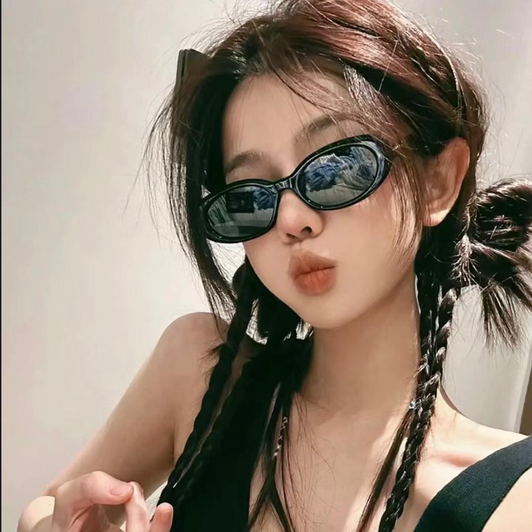 一只羊驼💦