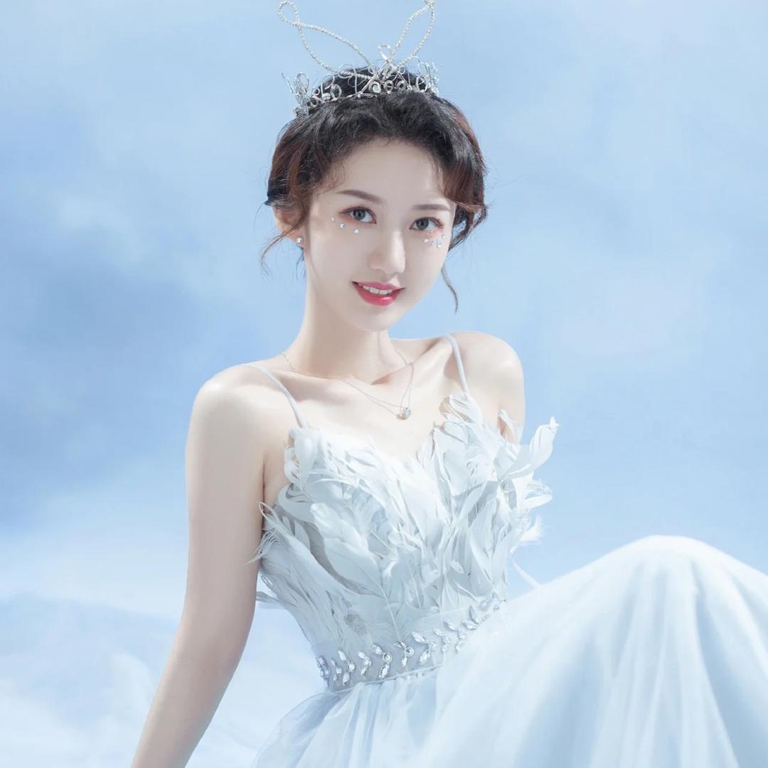 巧巧女装搭配