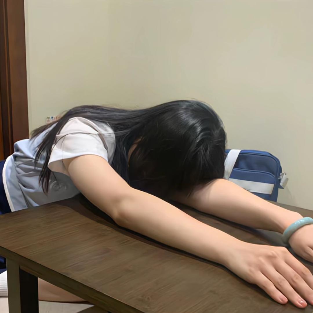 LINGYI.