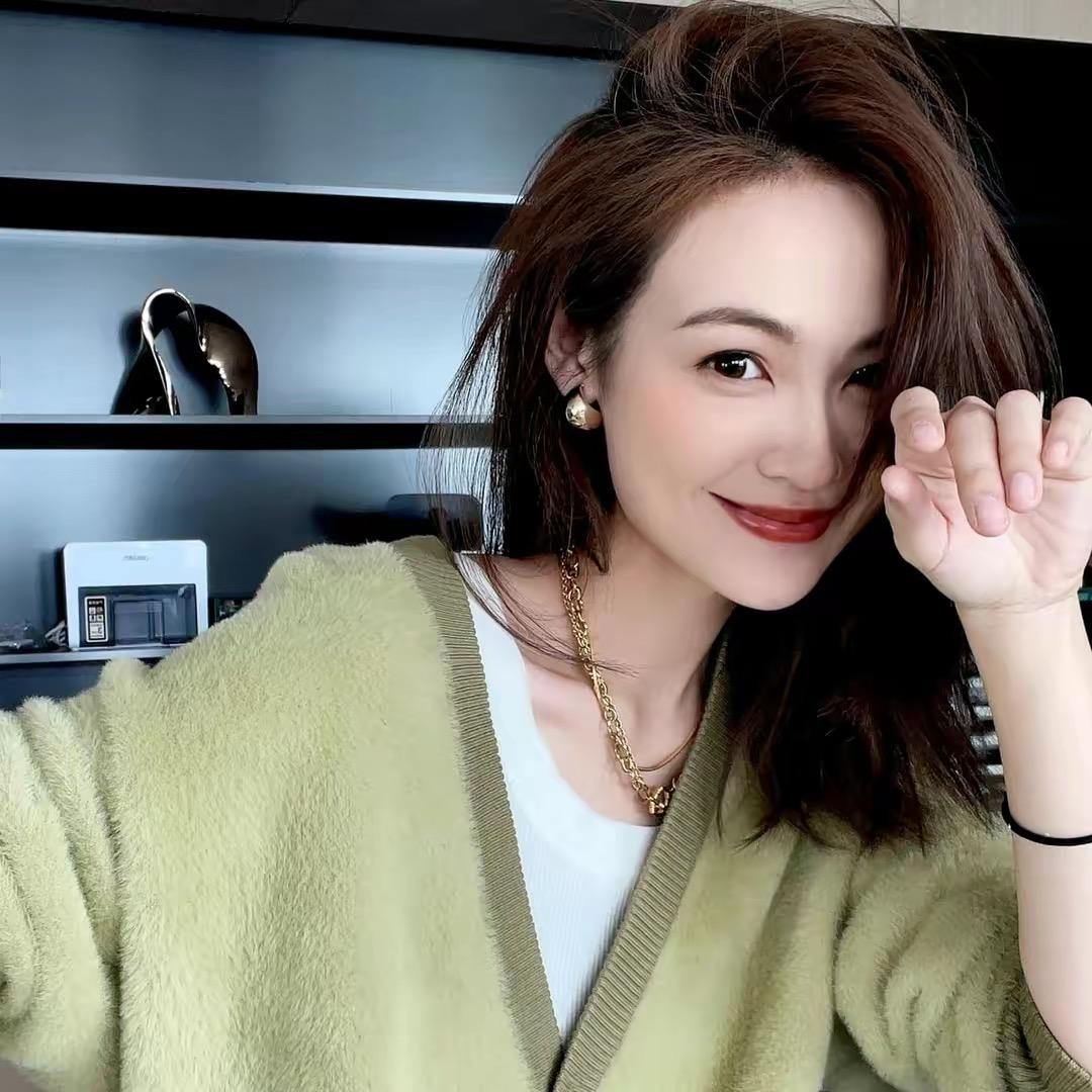 美羊穿搭日常