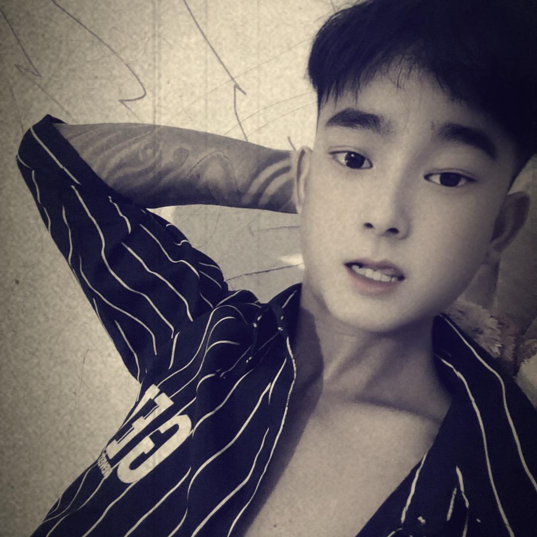 ღ᭄ꦿ ...の僸愛