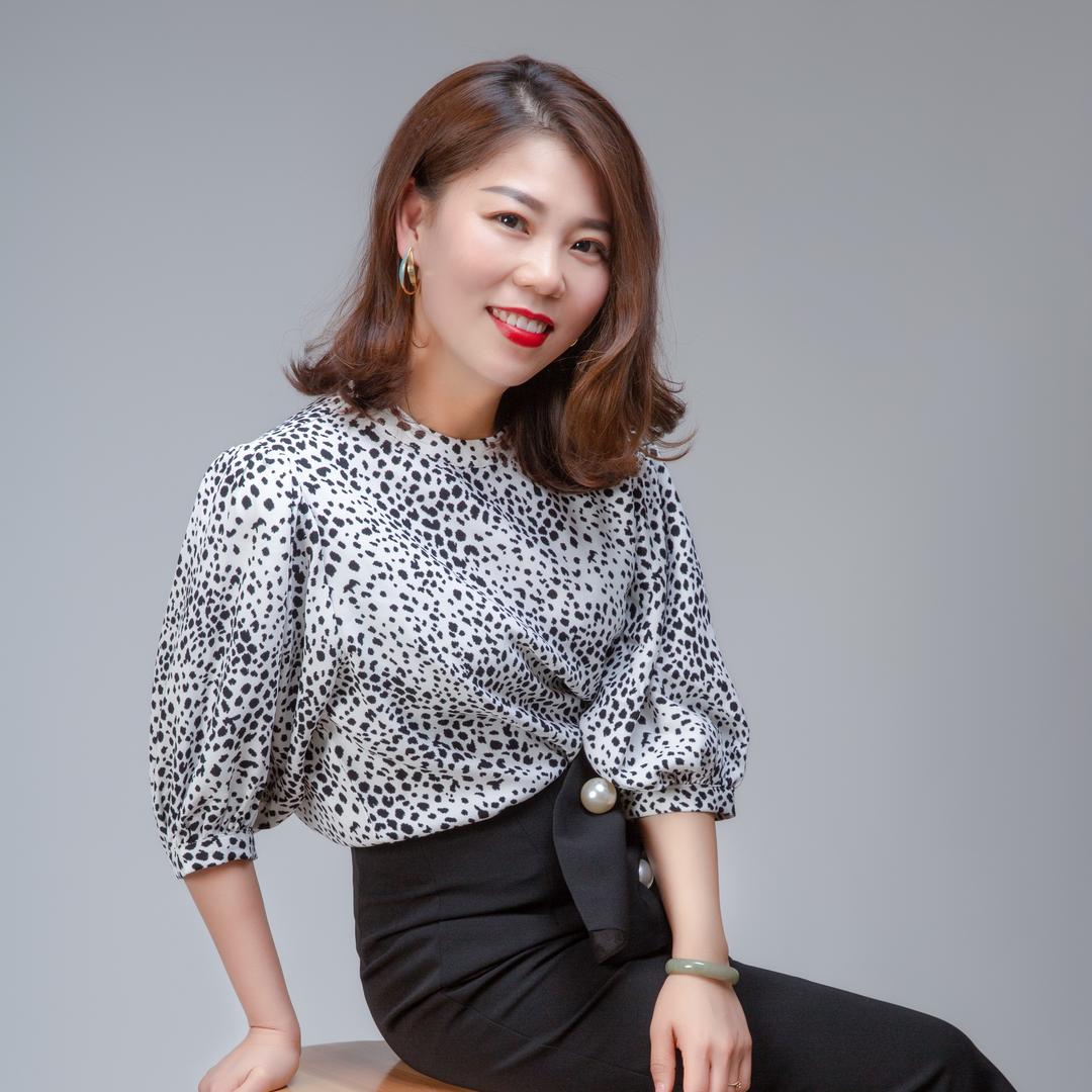 角美彩虹彩妆