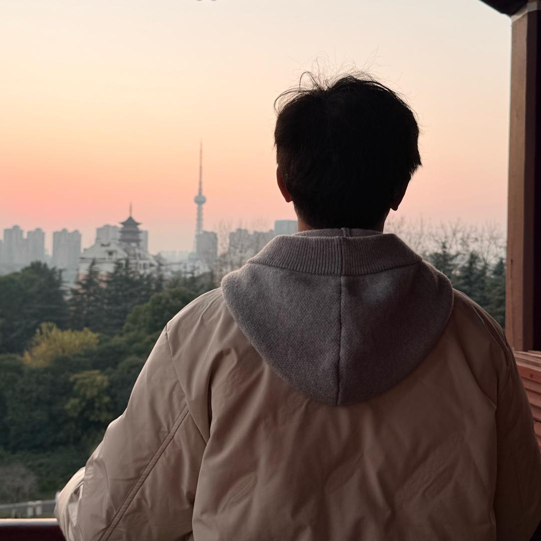脑袋困⁴咯◔.̮◔