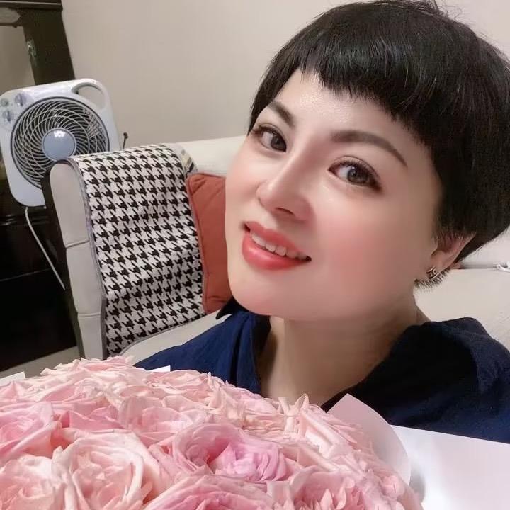 蒂娜尚品服饰（商品在橱窗）