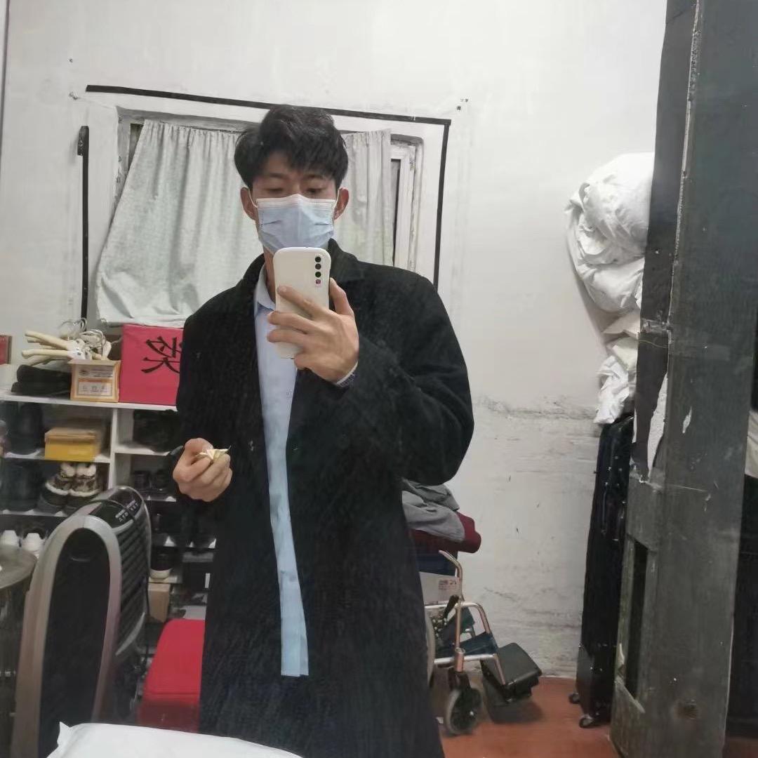 你的淡妆