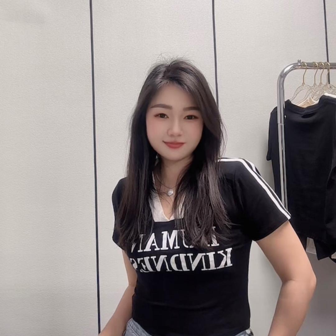 橙子155穿搭