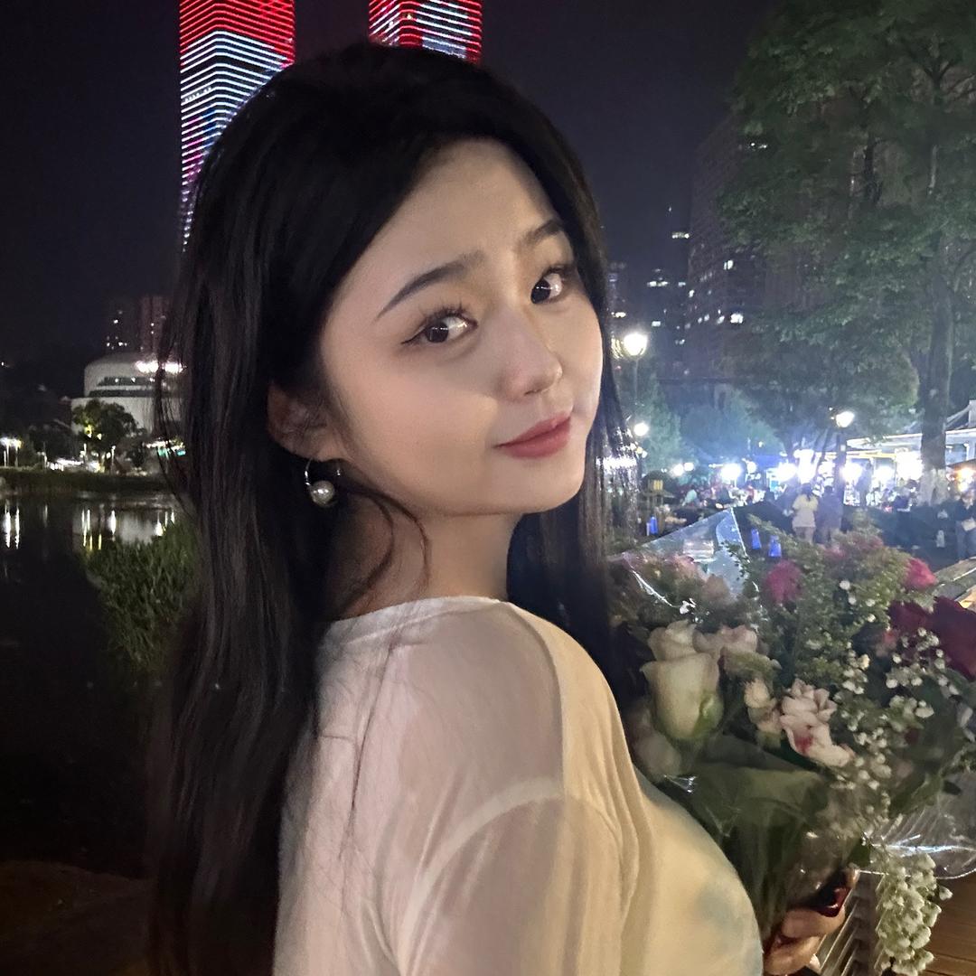 娜娜（竹清禾）