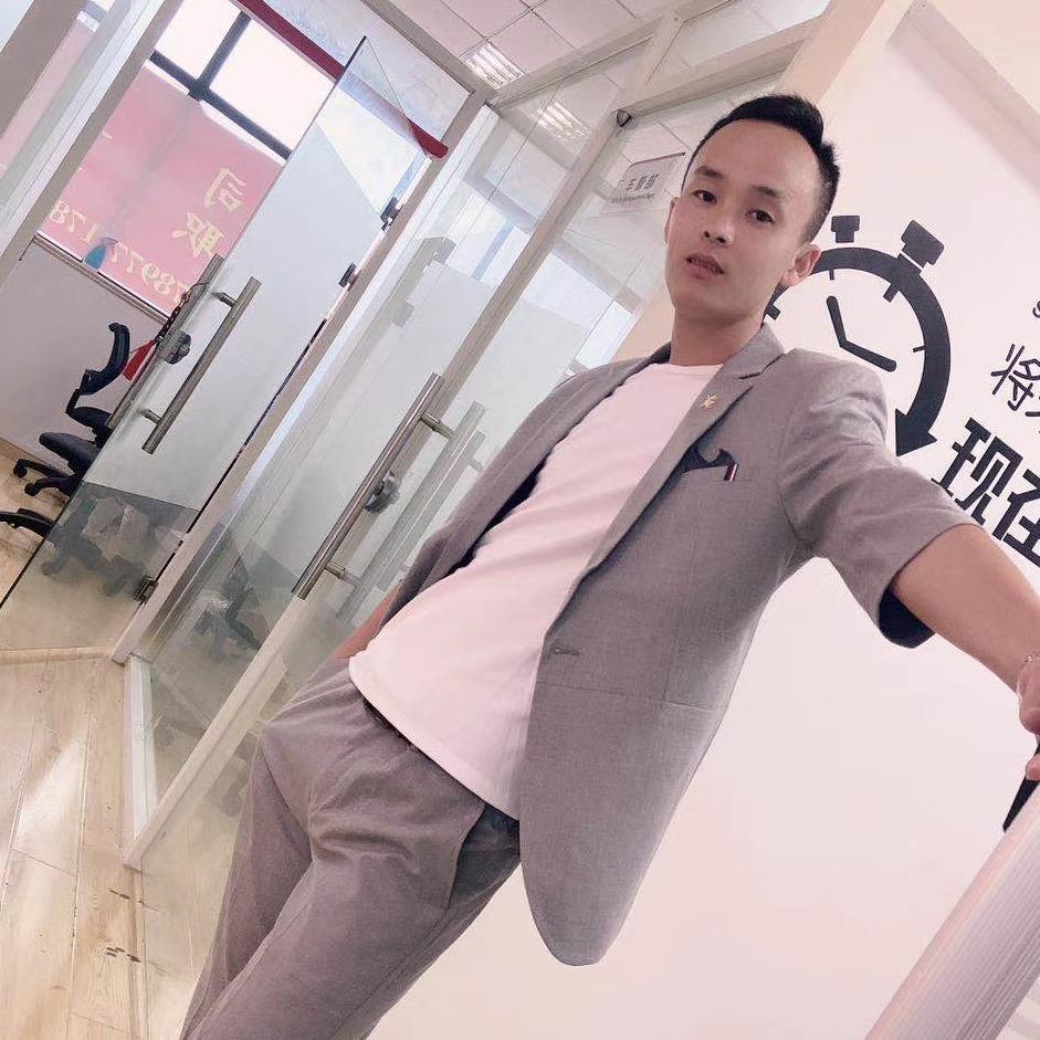 上海小范 （汽车租赁）