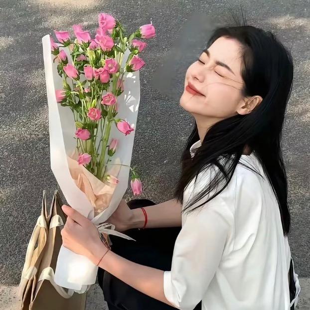 花开无尽夏🌷🌅✨头像