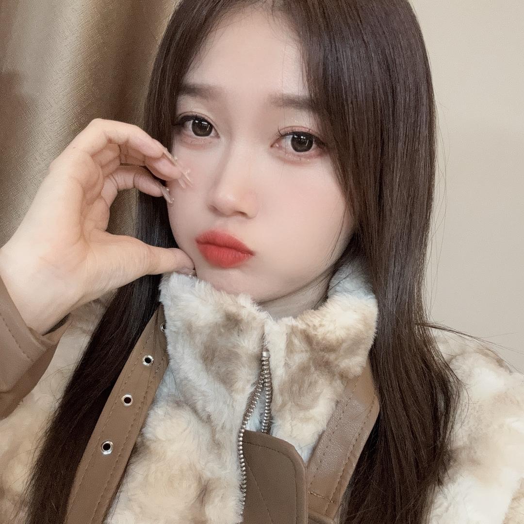 草莓超甜呐🍓