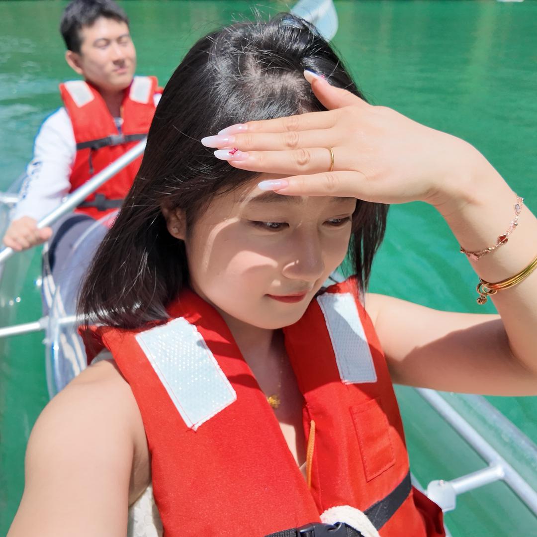 一只月亮耳朵🌙