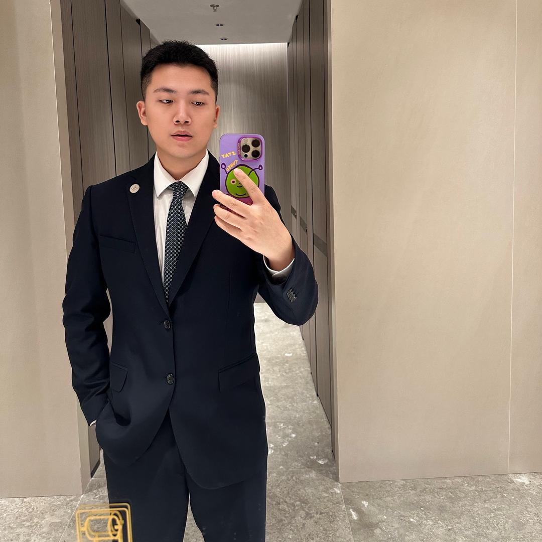爱吃麻辣烫.