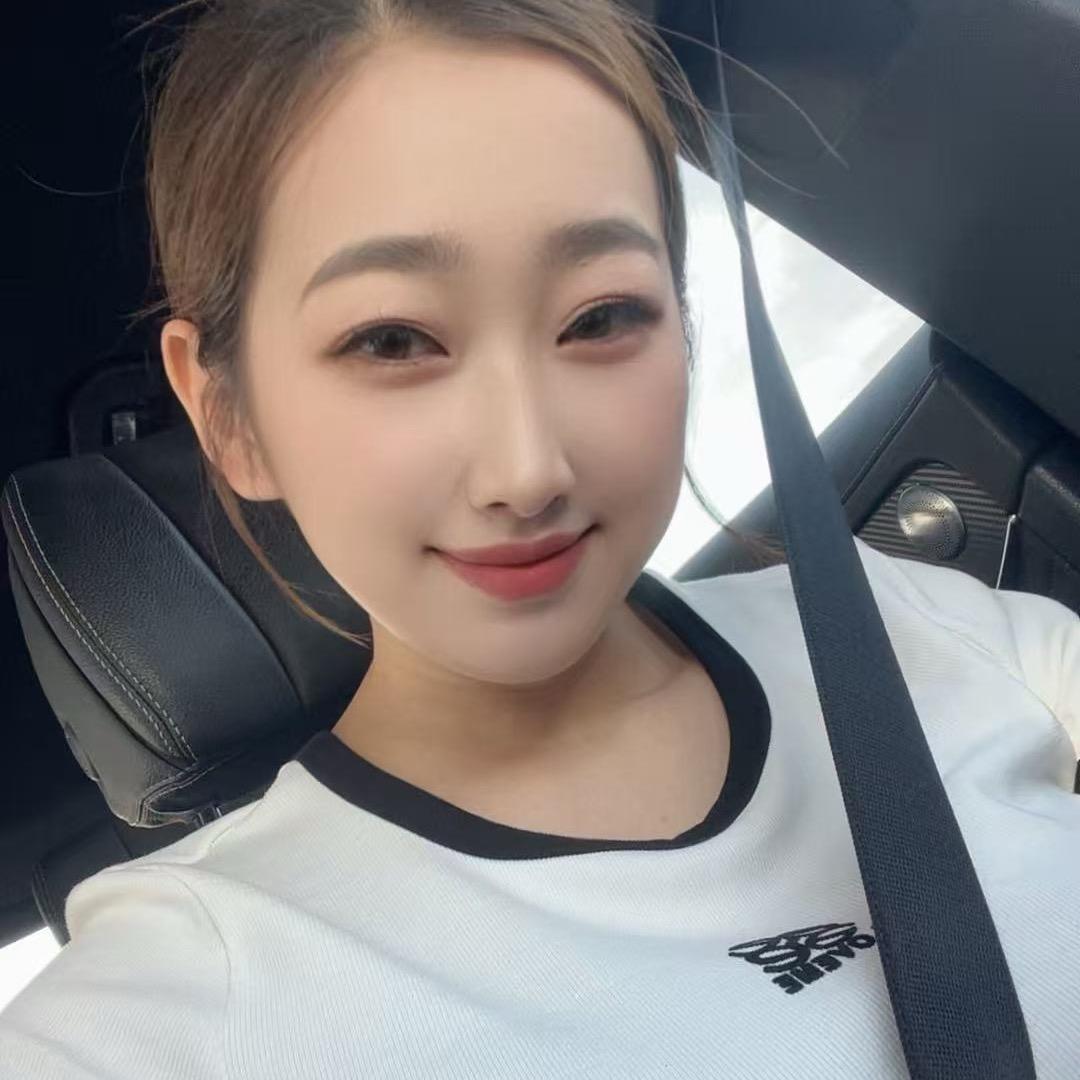 滨州亿好车二手车批发唐唐