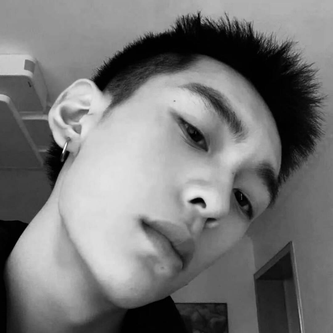 被前女友绿了91次-