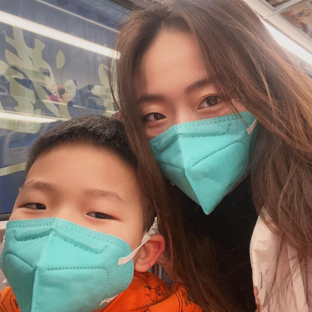 伊犁李梅📷相机大疆无人机摄影直播批发