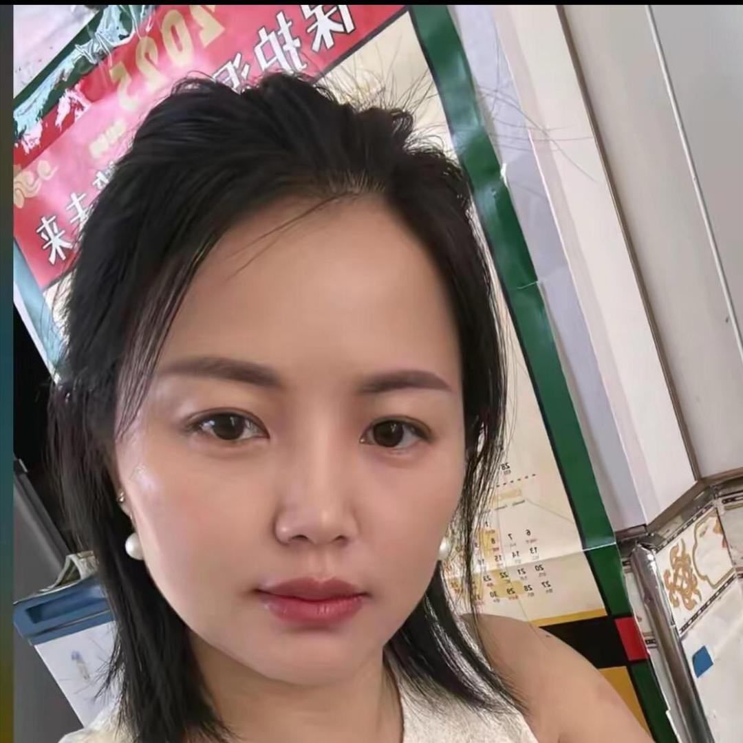 玥玥。
