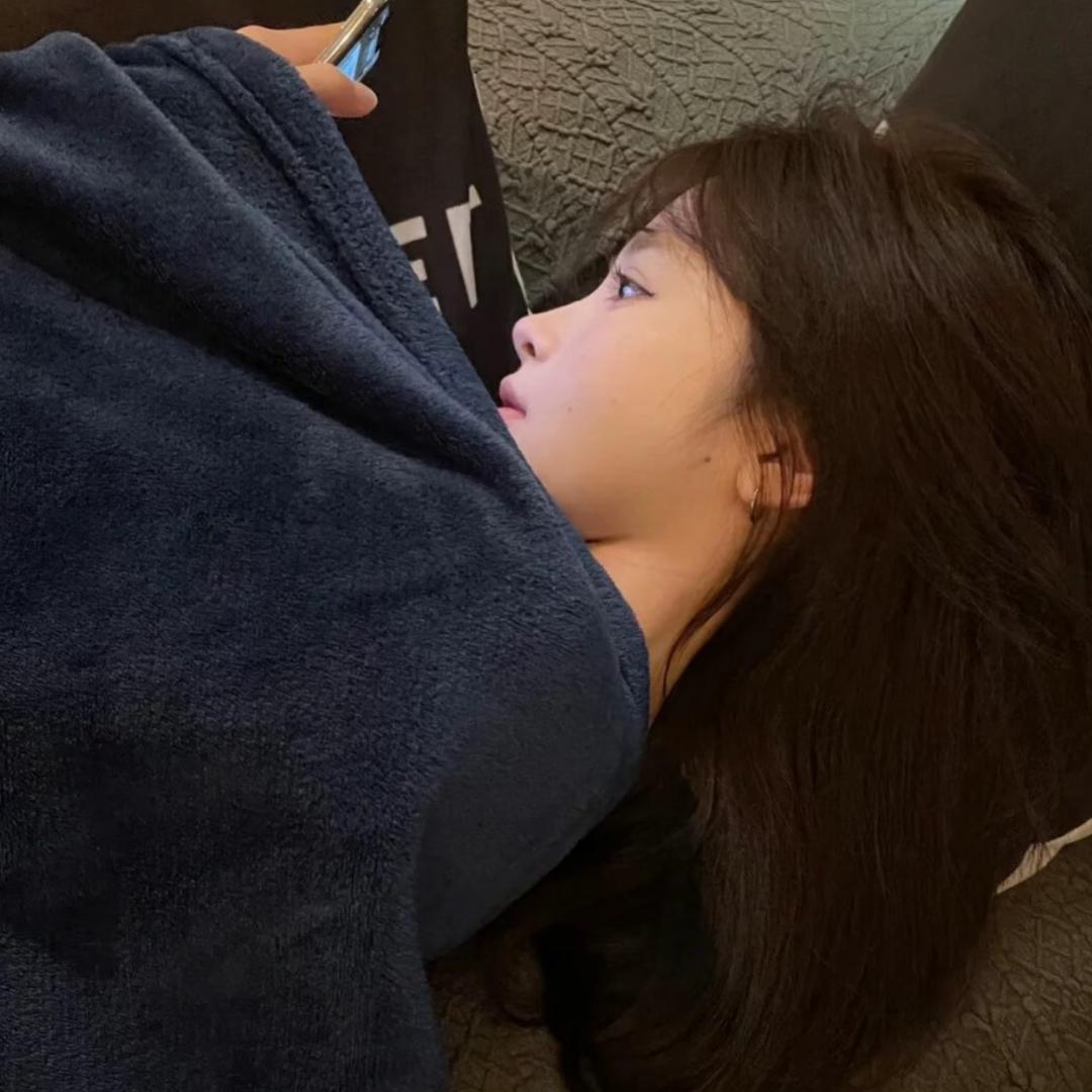 睡不着呃呃呃呃