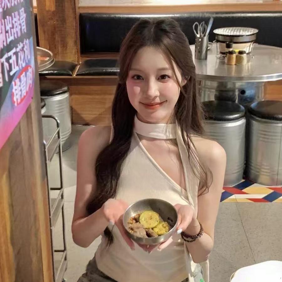 玉妍女装穿搭
