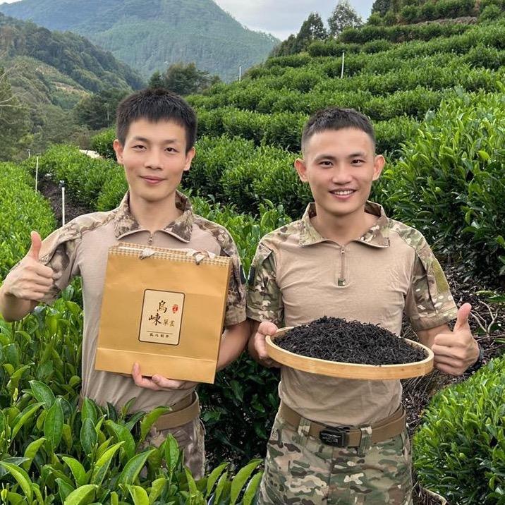 陆空兄弟（潮汕茶仓）