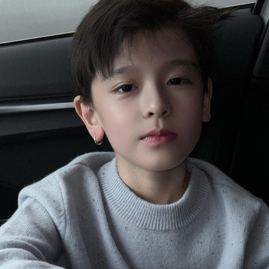 山满雾.