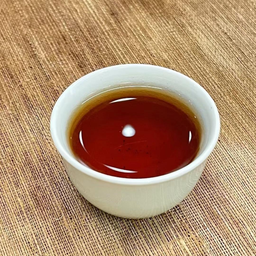 小玉勐海源头茶农收茶