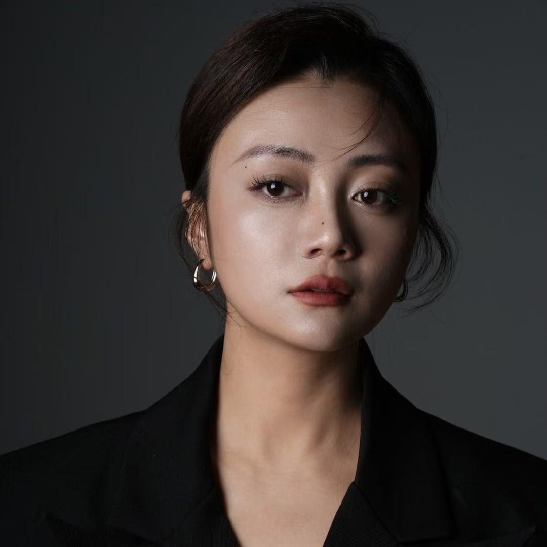 火柴餐策Helen