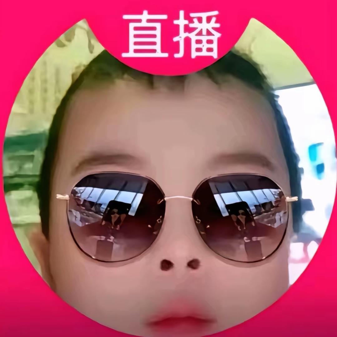 带枪女人