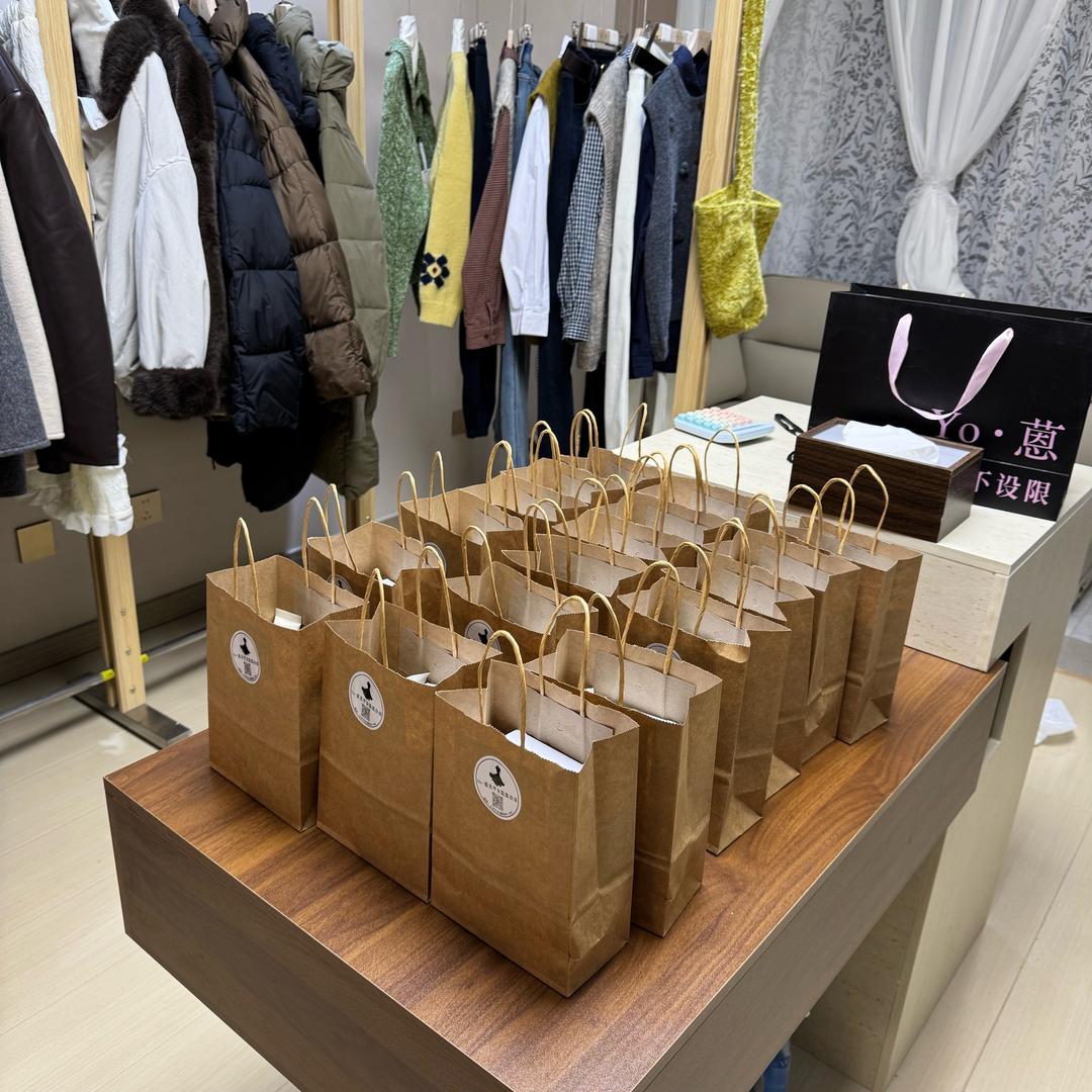 Yo·蒽女装集合店(大河片区）