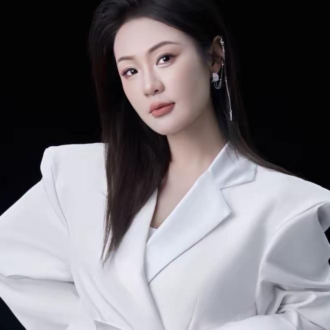 芳芳宠粉直播间返场