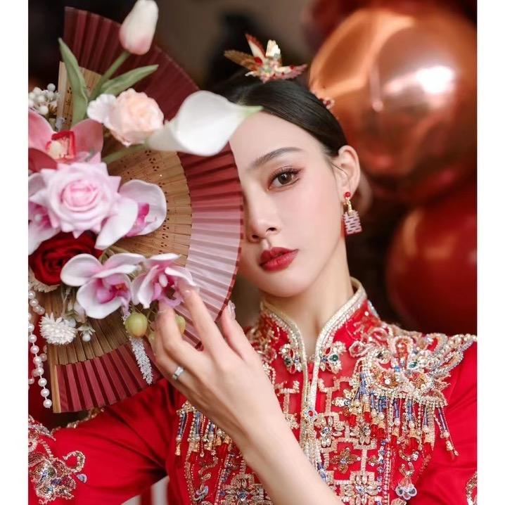 罗平新娘化妆师