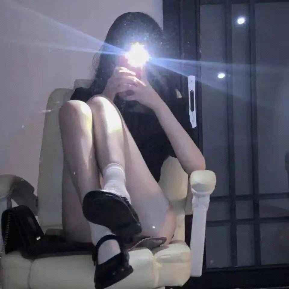 颜
