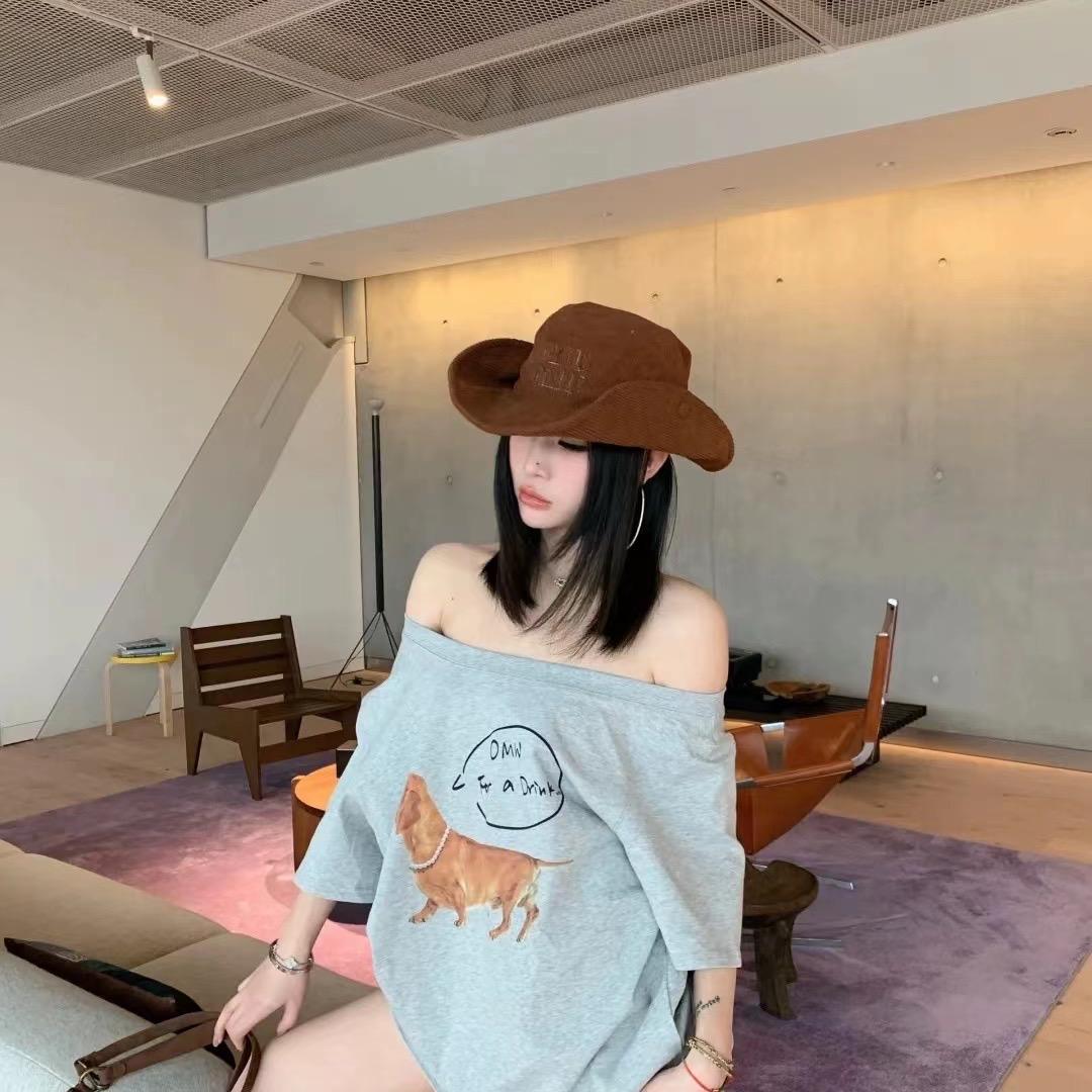 肉肉穿搭·Studio