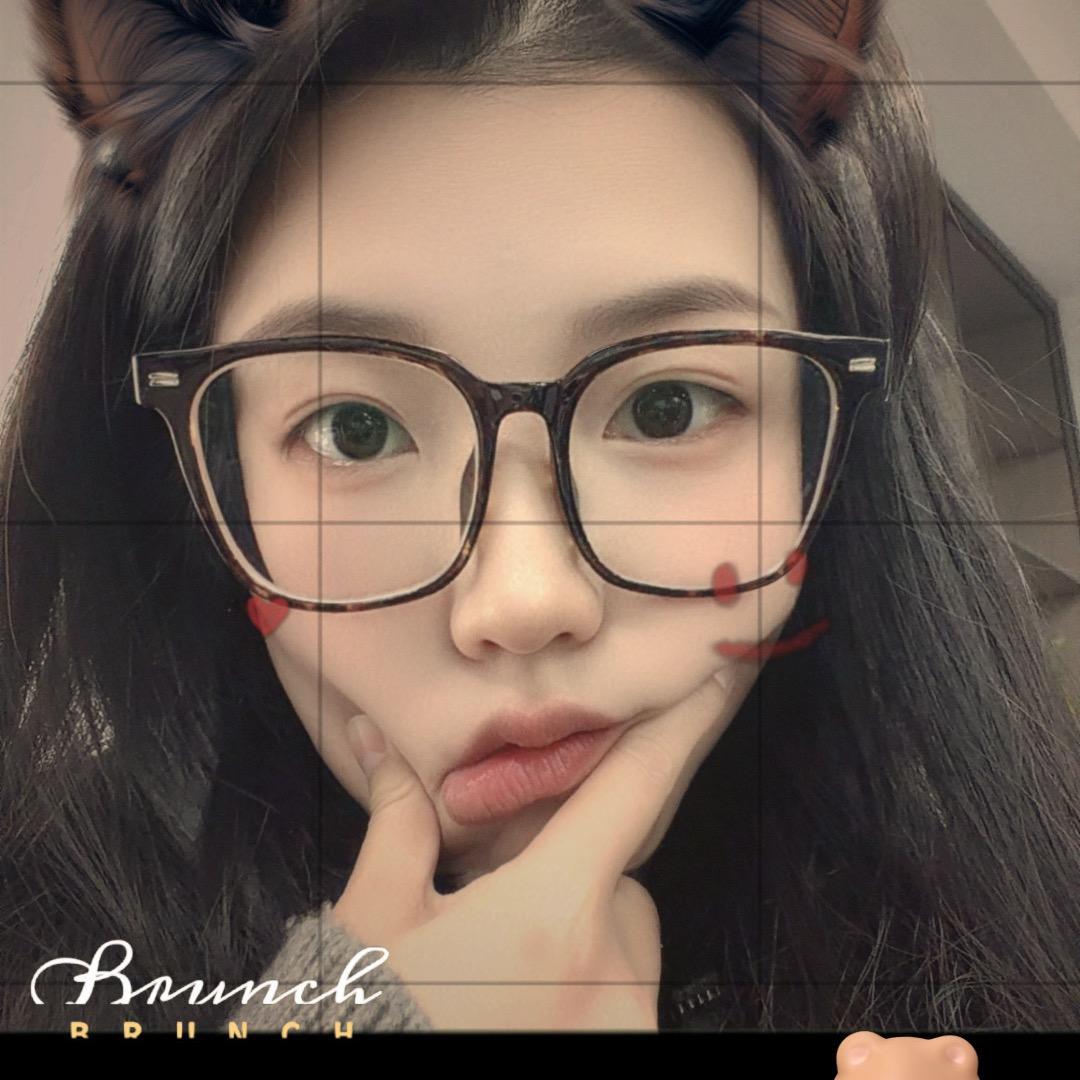 别过来，你胖到我了