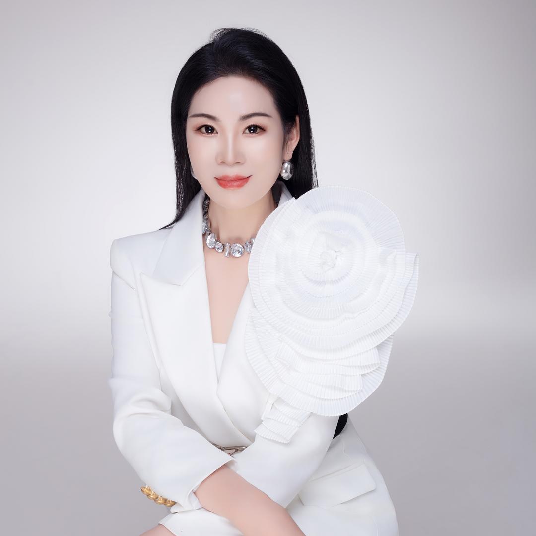 黎紫尚妮服装
