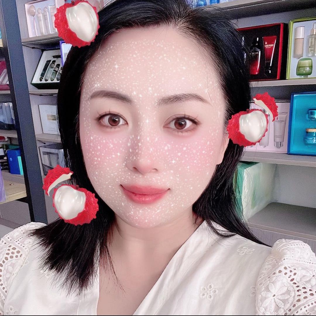 临沂市凝萱美妆店