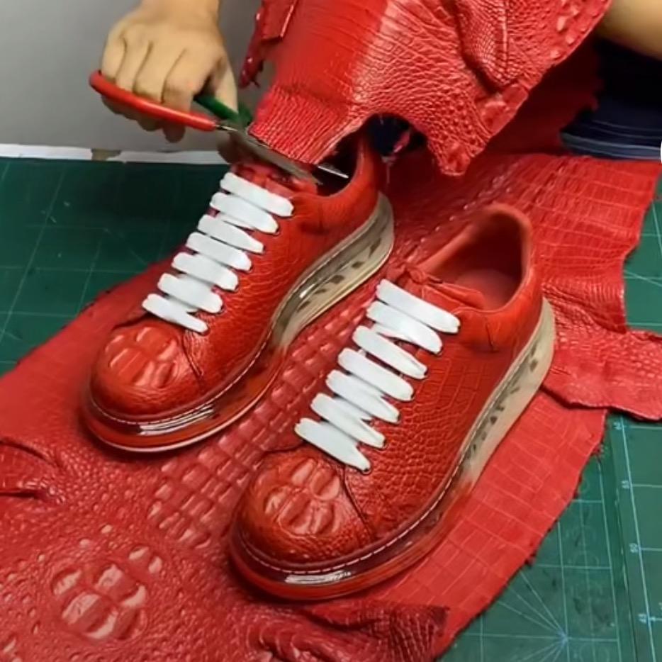 鳄鱼皮具工厂鞋服