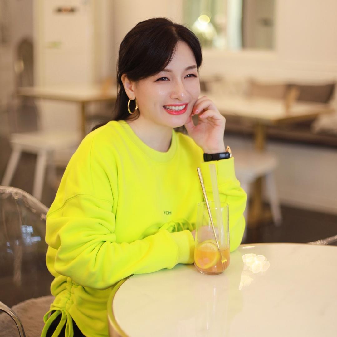 敏儿：深圳《王的女人》女装