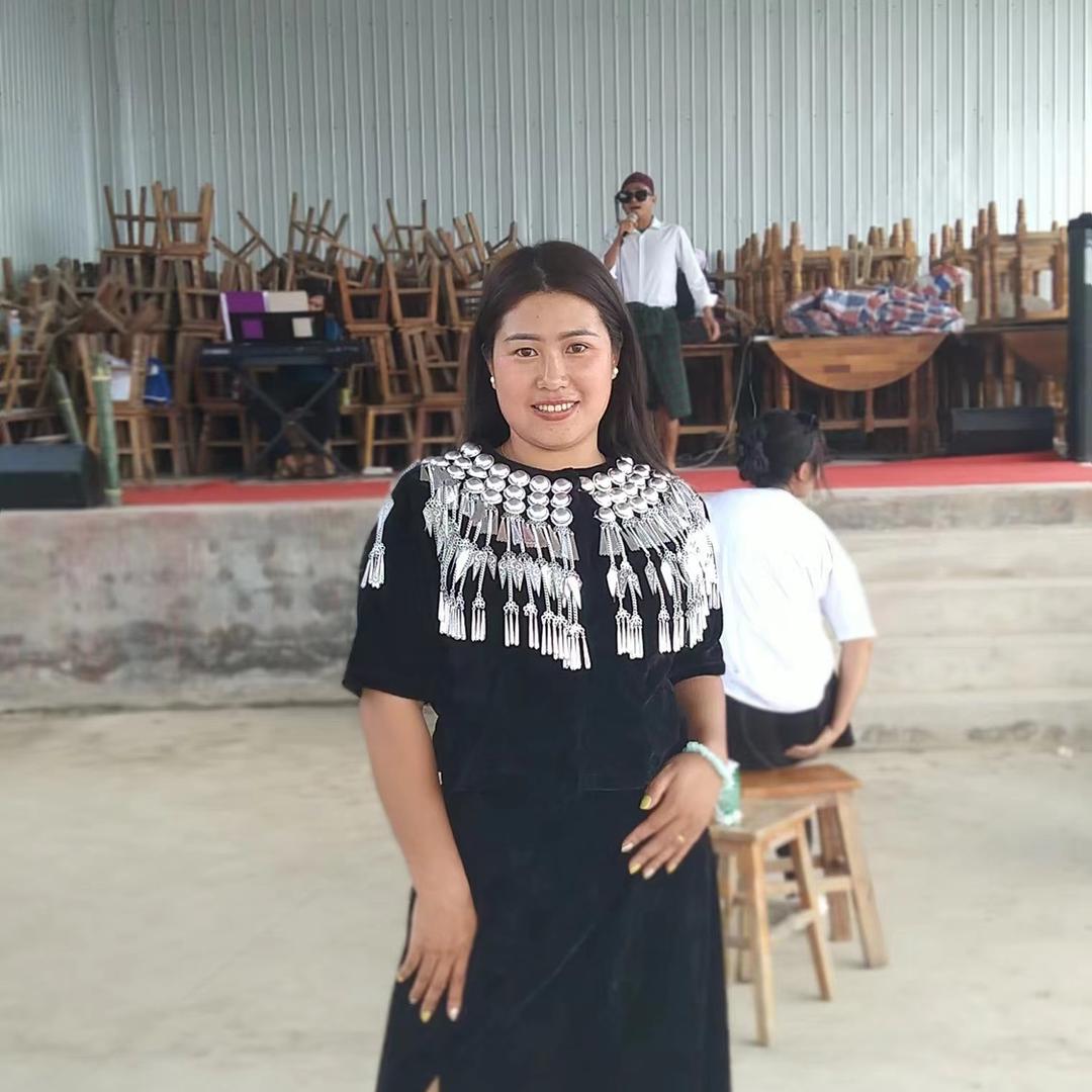 Roza Ahsan