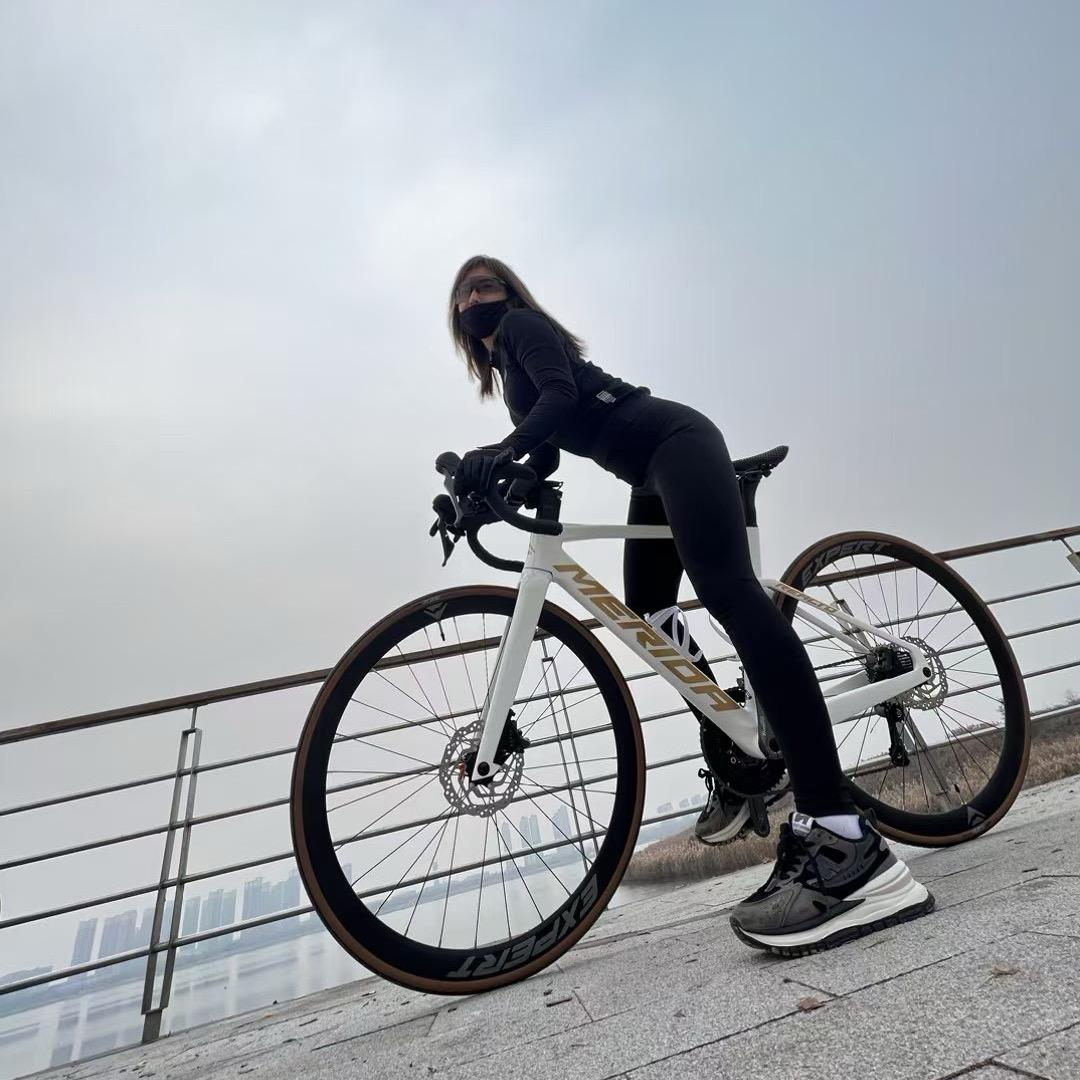 遇见菜腿腿🚴