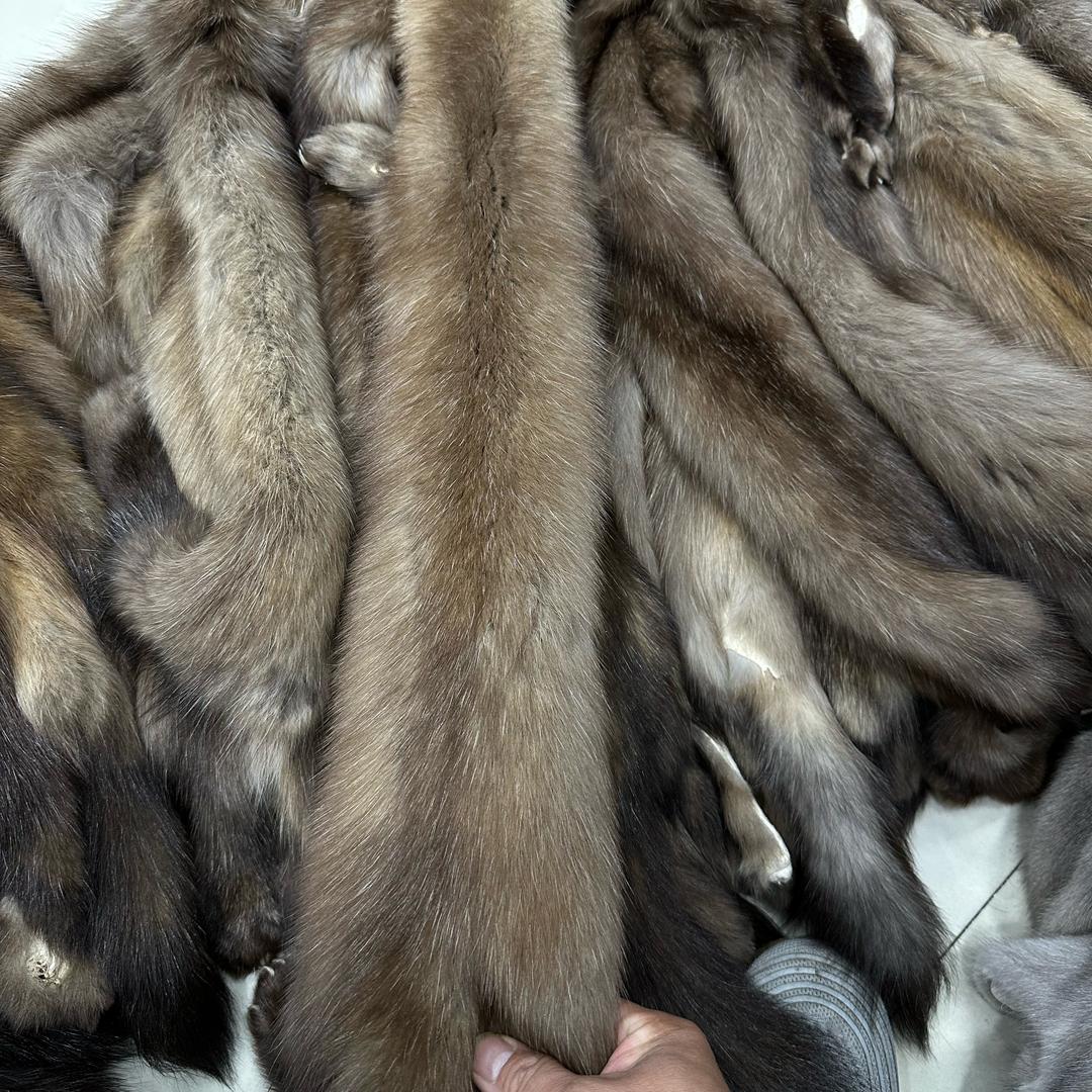 貂大姨水貂皮草工厂店