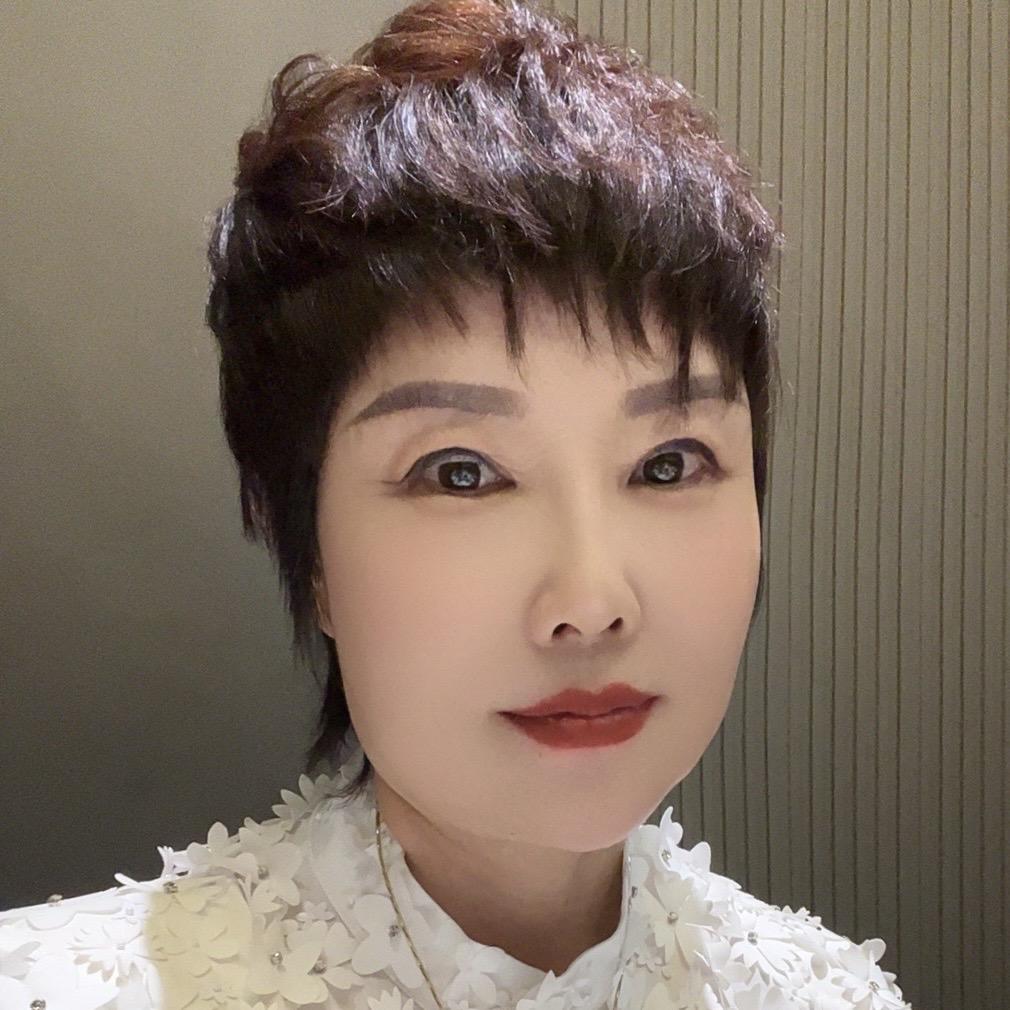 意凡全品类女装批发1
