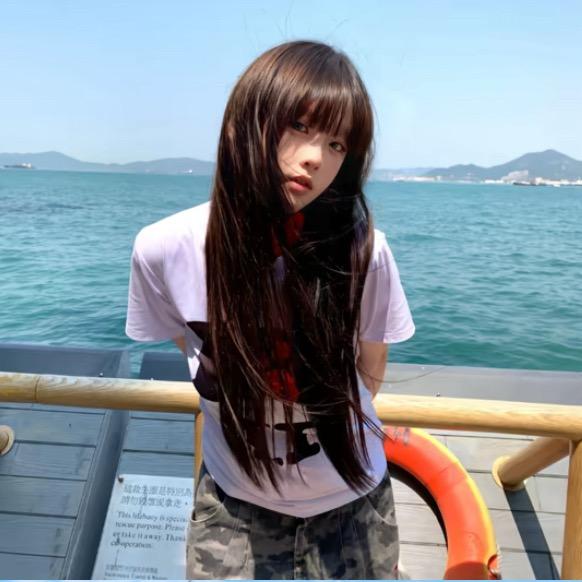 丽颜美妆雨婷