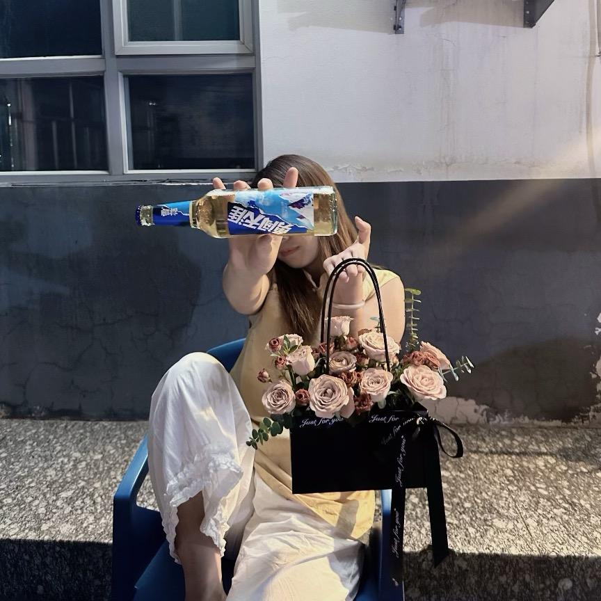 呆桃啵啵